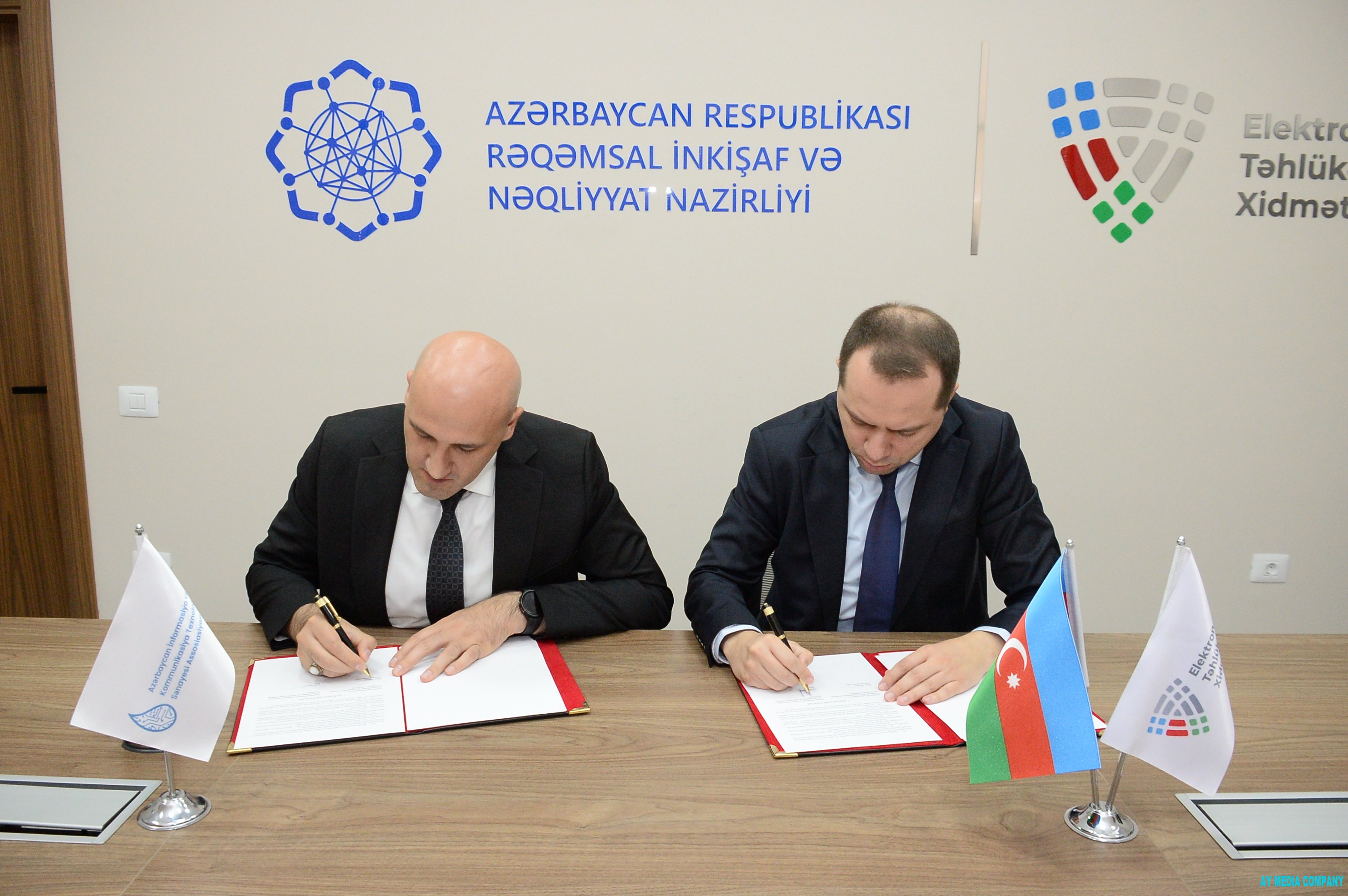 Elektron Təhlükəsizlik Xidməti ilə Azərbaycan İnformasiya və Kommunikasiya Texnologiyaları Sənayesi Assosiasiyası arasında Anlaşma Memorandumu  imzalanıb