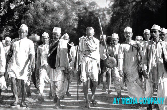 Duz yürüşü -  Hindistan müstəqillik hərəkatında böyük yer tutan şiddətsiz etirazdır.