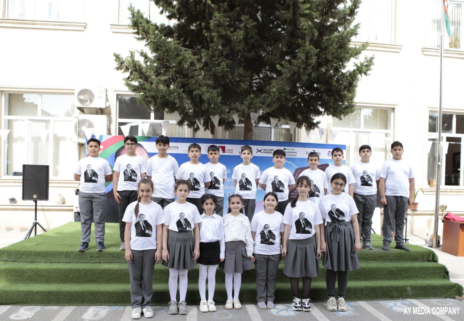 S.C.Pişəvəri adına Respublika humanitar fənlər gimnaziyasında V Elm Festivalı keçirilib